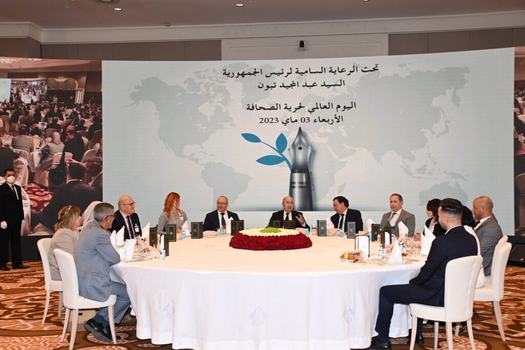 President Tebboune in a meeting with the press: We are ready to put all capabilities at the disposal of newspapers without exception - Al-Hiwar Al-Jazaeryia