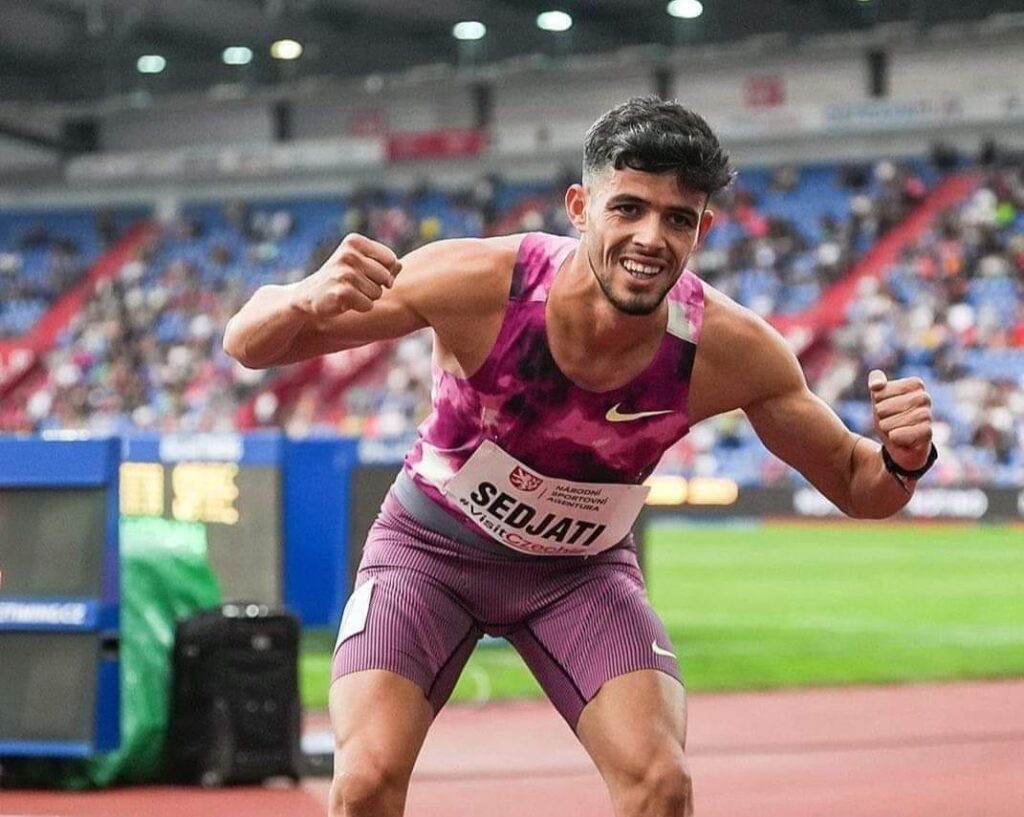 الجزائري سجاتي يقهر الكينيين في الدوري الماسي