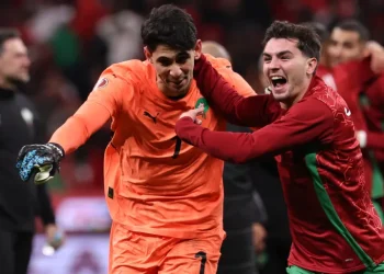 موقف طريف لياسين بونو بعد الفوز على نيجيريا