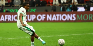 موقف طريف لياسين بونو بعد الفوز على نيجيريا