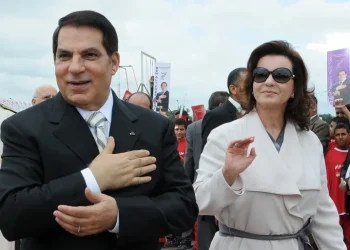 هل يعالج الأطباء الأسباب الجذرية للأمراض أم يكتفون بعلاج الأعراض؟